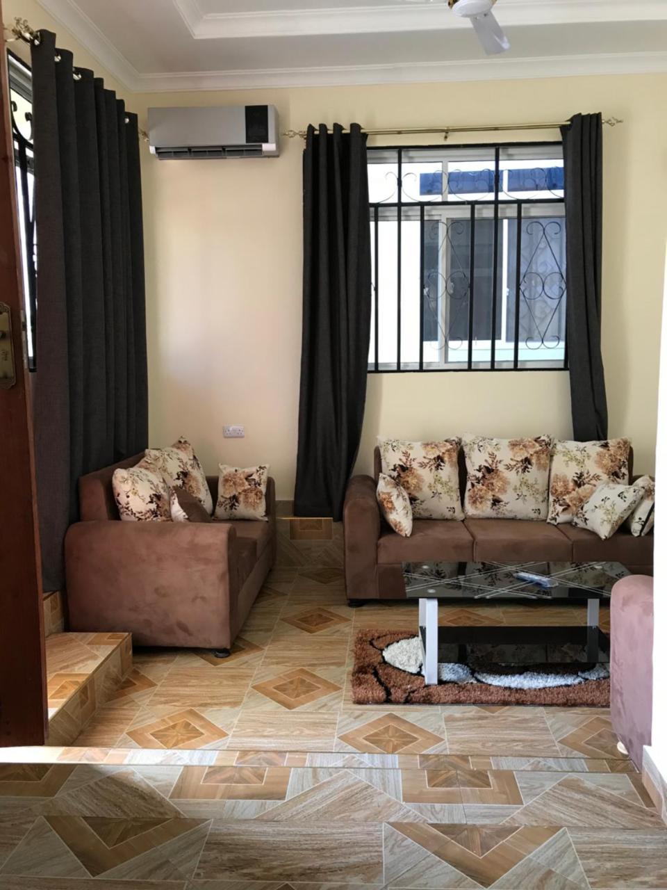 Chibuba Airport Accommodation Dar es Salaam Exteriör bild